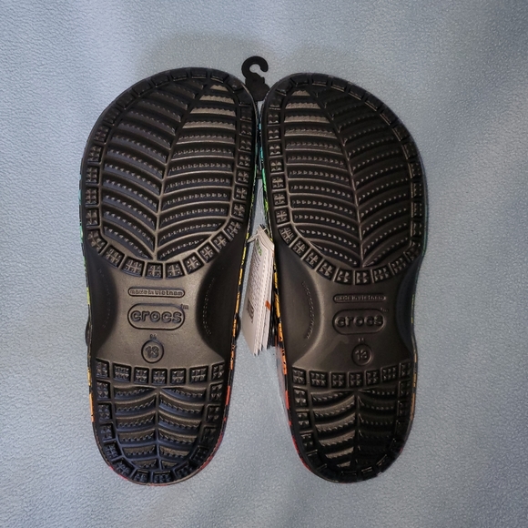 Disney Mickey Rainbow Crocs - Picture 3 of 10